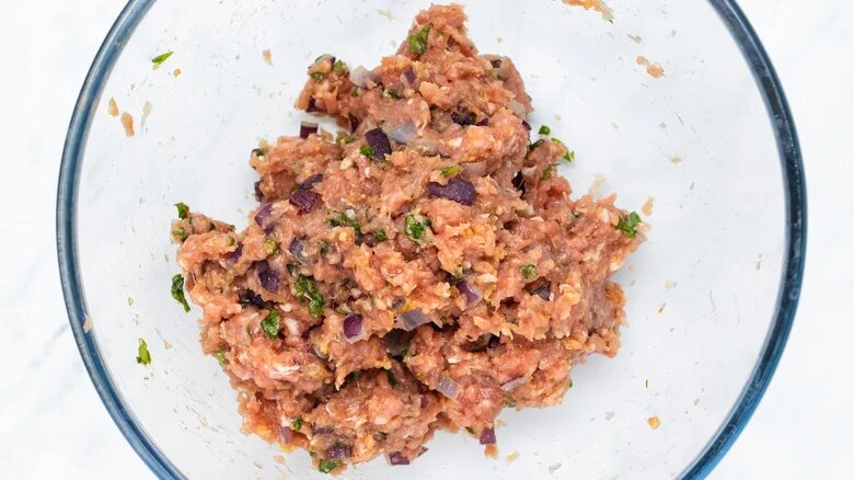 классический бургер с индейкой,