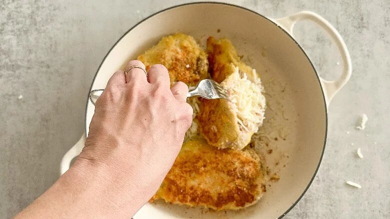 рецепт фаршированной курицы с пармезаном,